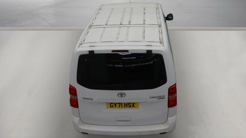 Toyota Proace Verso 1.5L Shuttle Silver #8