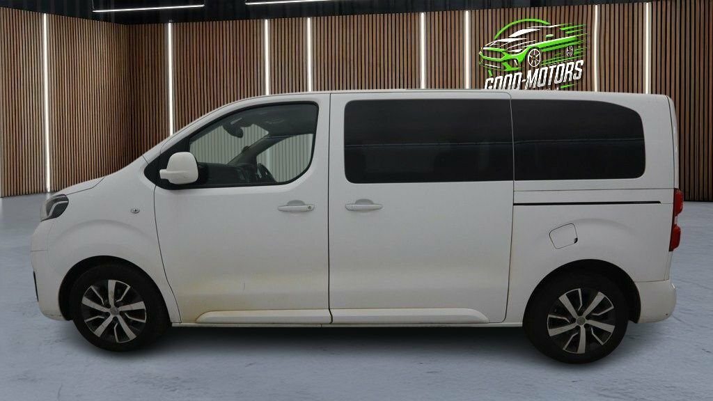 Toyota Proace Verso 2L Family White #6