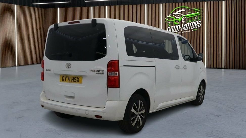 Toyota Proace Verso 2L Family White #4