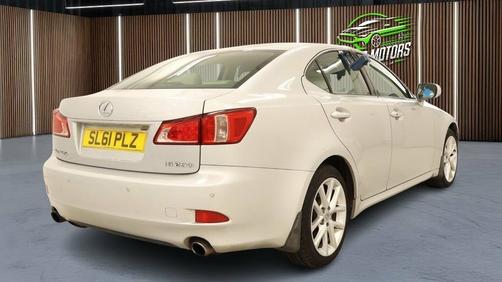 Lexus IS 2.5L Se-i Silver #4