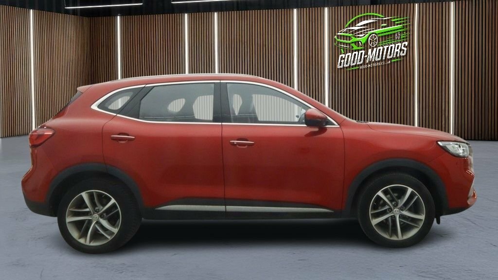 MG HS 1.5L Exclusive Red #3