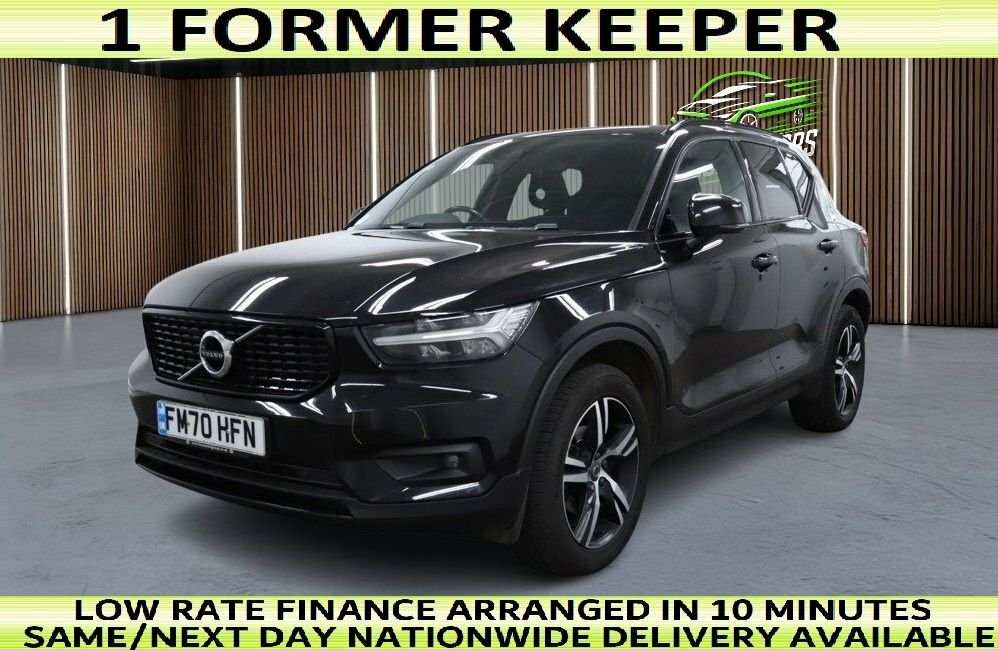 Volvo XC40 1.5L R-design Black