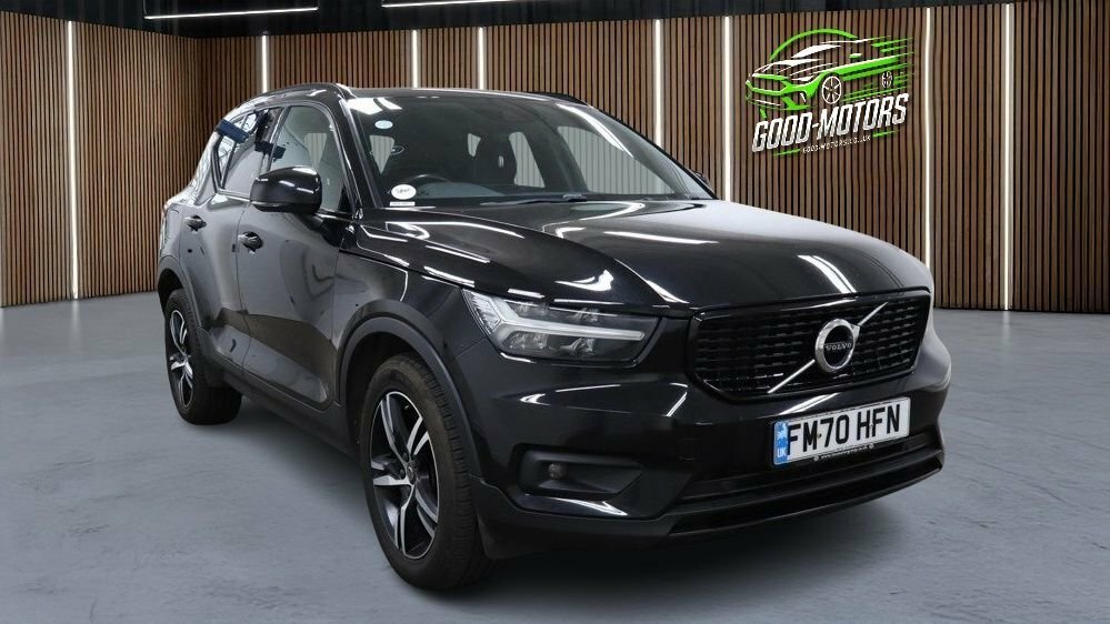 Volvo XC40 1.5L R-design Black #2