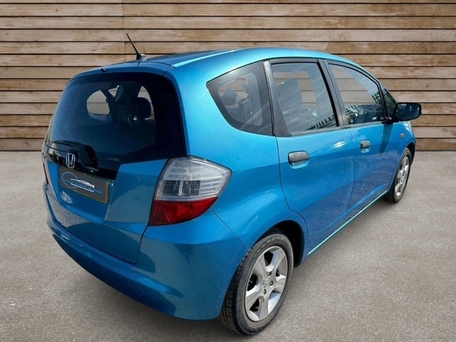 Honda Jazz 1.4 I-vtec Es I-shift Red #7