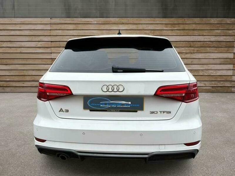 Audi A3 1.0 Tfsi 30 S White #6