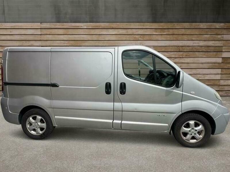 Renault Trafic 2.0 Dci Sl27 Eco Silver #5