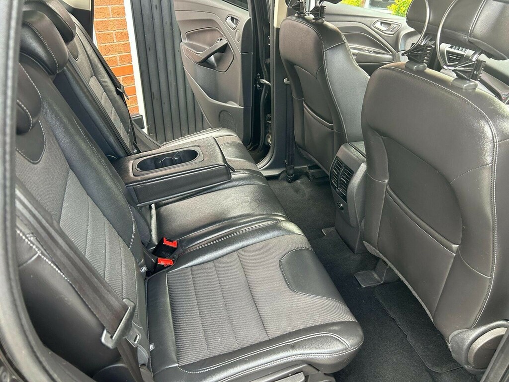 Ford Kuga Suv 2.0 Tdci Titanium 2Wd Euro 5 201414 Black #3