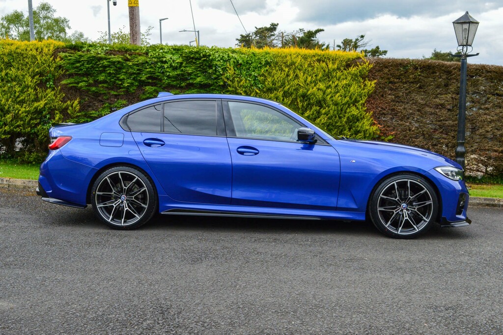 BMW 3 Series M Sport YK69STE Blue #4