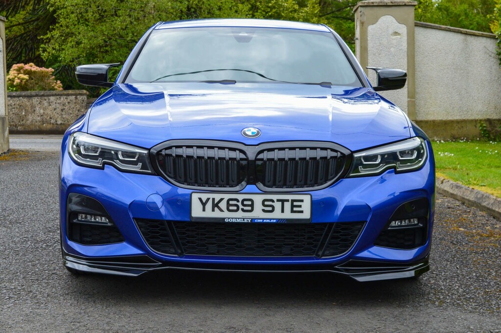 BMW 3 Series M Sport YK69STE Blue #2
