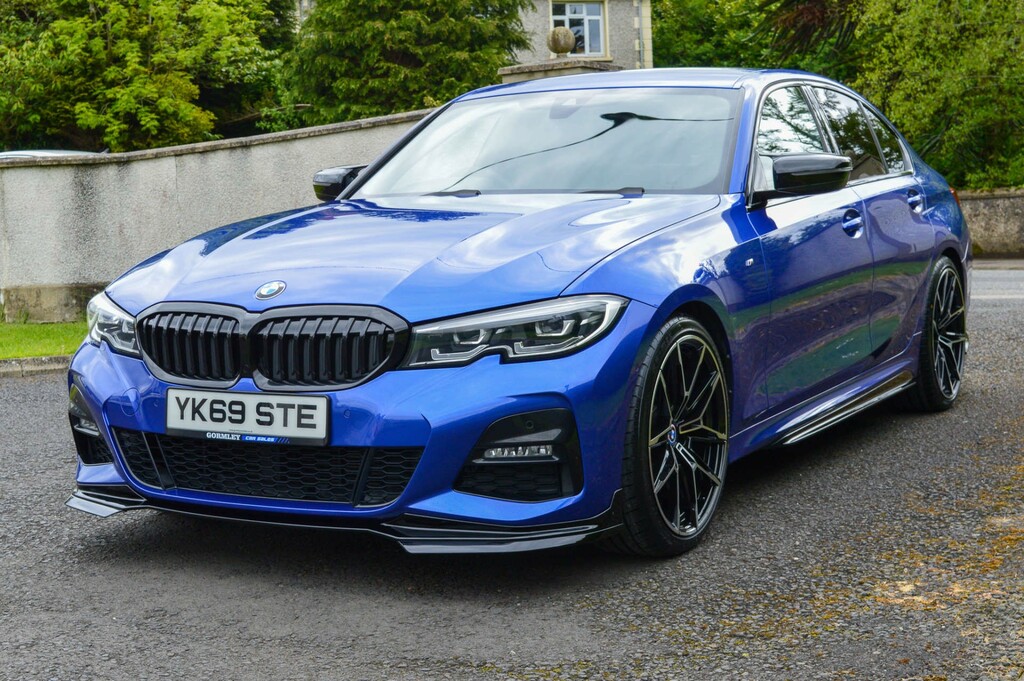 BMW 3 Series M Sport YK69STE Blue #3