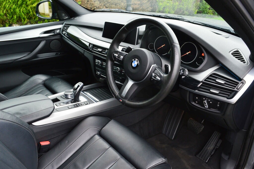 BMW X5 Suv Black #8