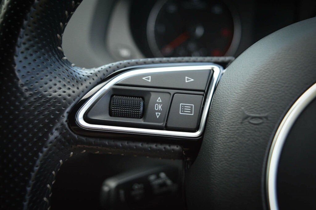 Audi Q3 2L S Line Plus Blue #17