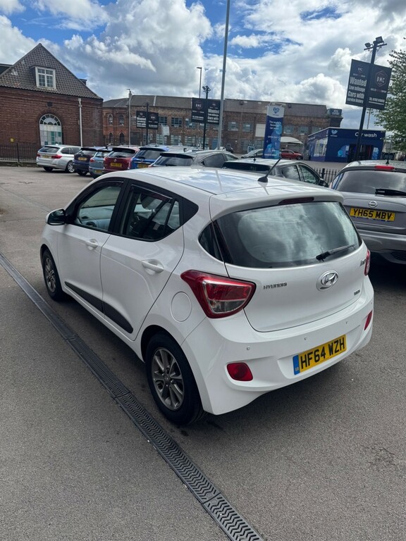 Hyundai I10 Hatchback HF64WZH White #4
