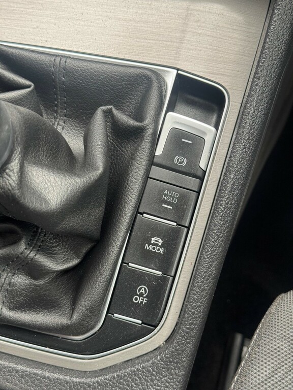 Volkswagen Golf SV Sv 2.0 Tdi Gt Black #19