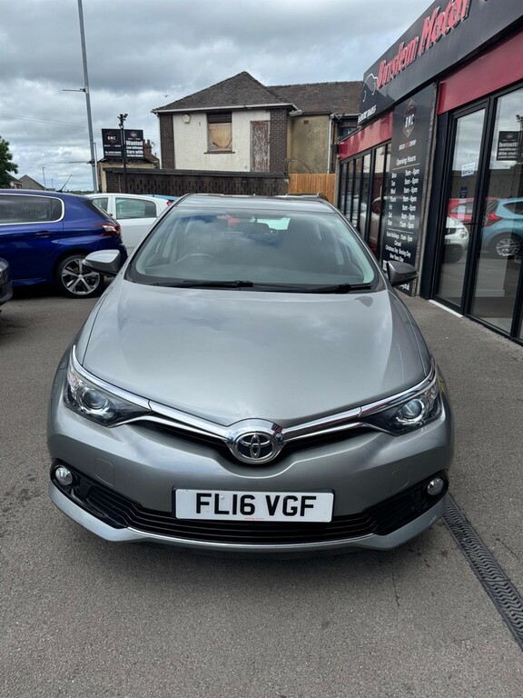 Toyota Auris Hatchback Grey #6