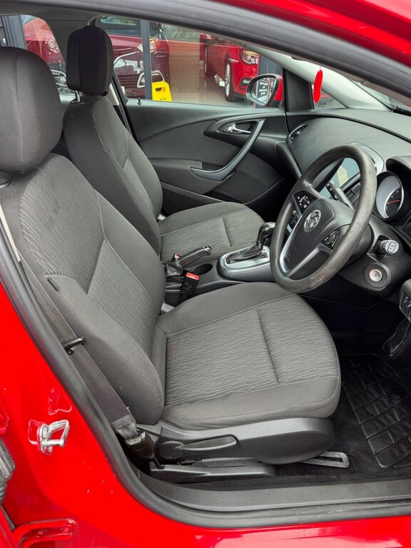 Vauxhall Astra 1.6 16V Excite Euro 5 White #7