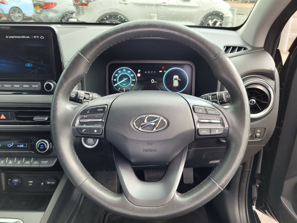 Hyundai Kona 1.6 H-gdi Premium Dct Euro 6 Ss YR72XTW Black #2