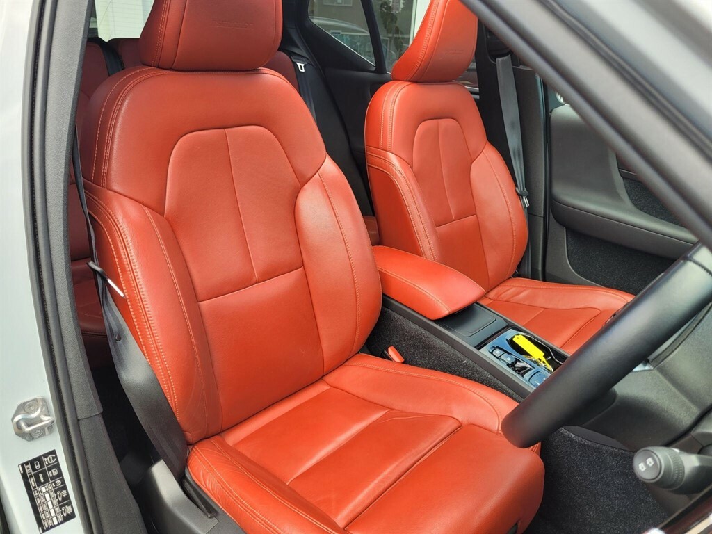 Volvo XC40 Suv OV20NWA Silver #4