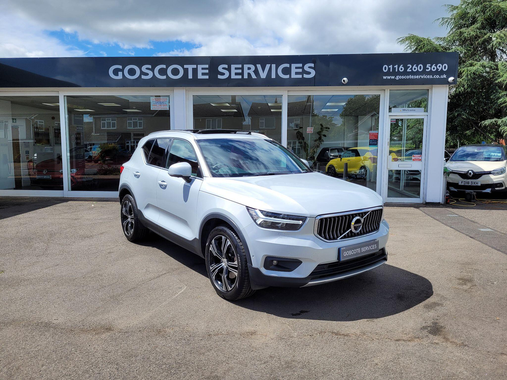 Volvo XC40 2.0 T4 Inscription Pro Euro 6 Ss OV20NWA Silver #4