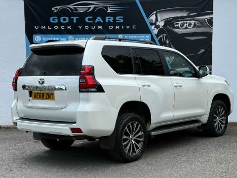 Toyota Land Cruiser 2.8D Icon Suv White #2