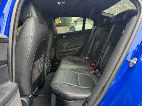 Jaguar XE 2.0D Portfolio Saloon Red #50
