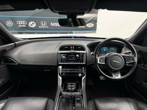Jaguar XE 2.0D Portfolio Saloon Red #54