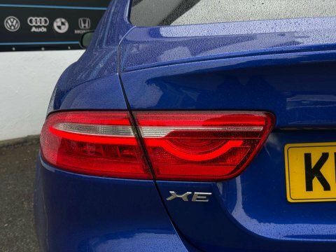 Jaguar XE 2.0D Portfolio Saloon Red #33