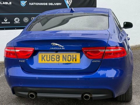Jaguar XE 2.0D Portfolio Saloon Red #25