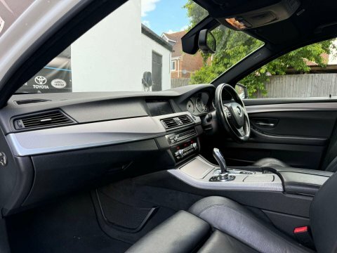 BMW 5 Series Se White #50