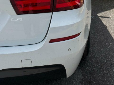 BMW 5 Series Se White #31