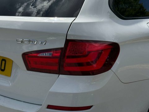 BMW 5 Series Se White #30