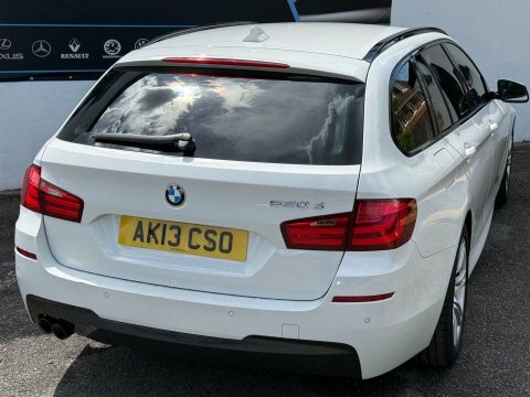 BMW 5 Series Se White #28