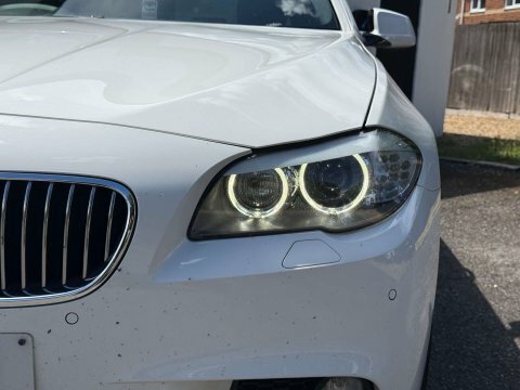 BMW 5 Series Se White #12