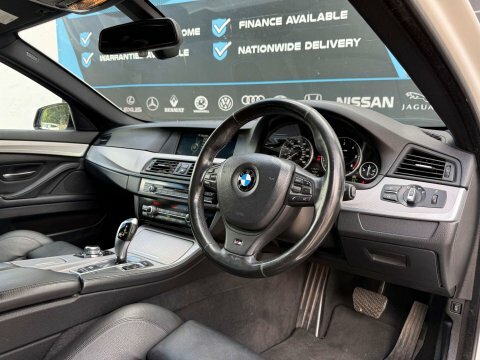 BMW 5 Series Se White #41