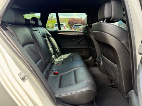 BMW 5 Series Se White #45