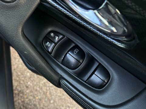 Nissan X-Trail  Black #77