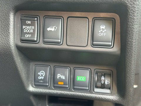 Nissan X-Trail  Black #84