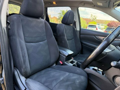 Nissan X-Trail  Black #44