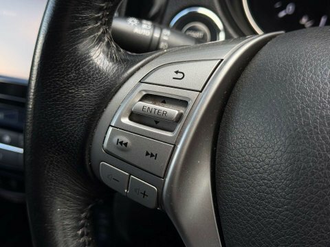 Nissan X-Trail  Black #86