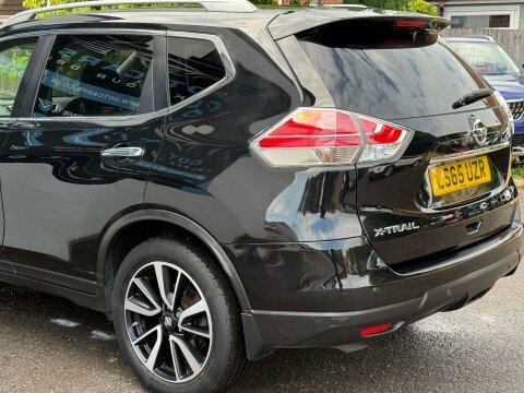 Nissan X-Trail  Black #27