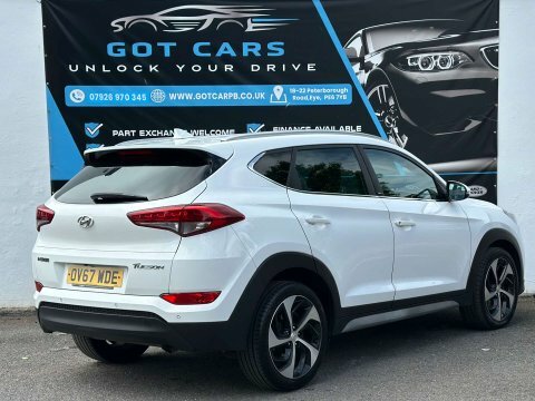Hyundai Tucson 1.7 Crdi Blue White #2