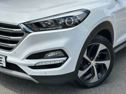 Hyundai Tucson 1.7 Crdi Blue White #6