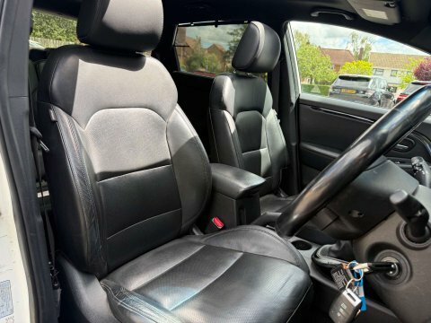 Kia Carens Mpv Silver #46