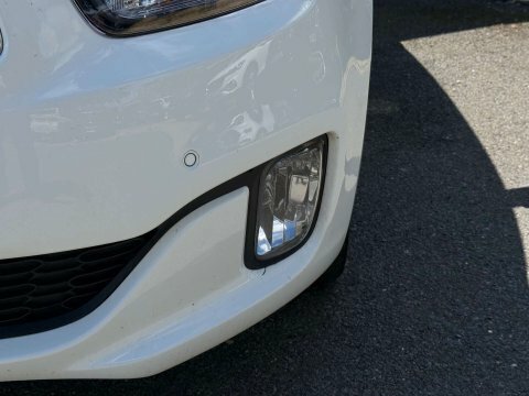 Kia Carens Mpv Silver #14