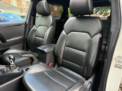 Kia Carens Mpv Silver #57