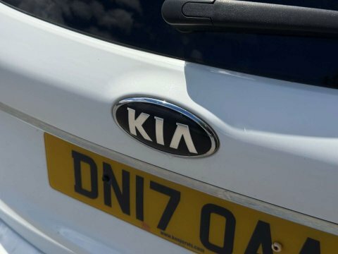 Kia Carens Mpv Silver #37