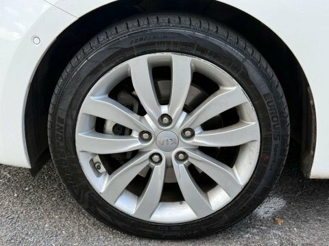 Kia Carens Mpv Silver #42