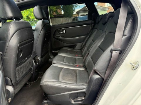 Kia Carens Mpv Silver #54