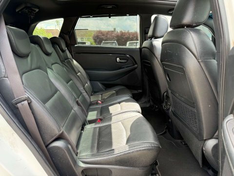 Kia Carens Mpv Silver #48