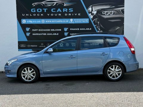 Hyundai I30 1.6 Crdi Comfort Blue #3